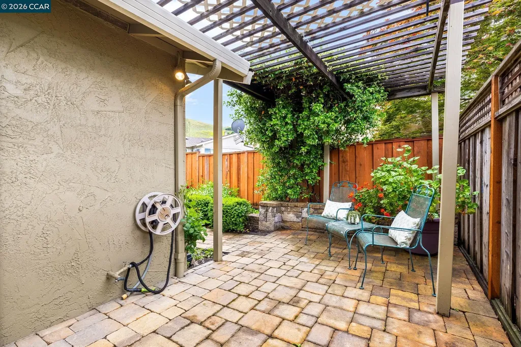 2095 Robb Road Walnut Creek CA 94596
