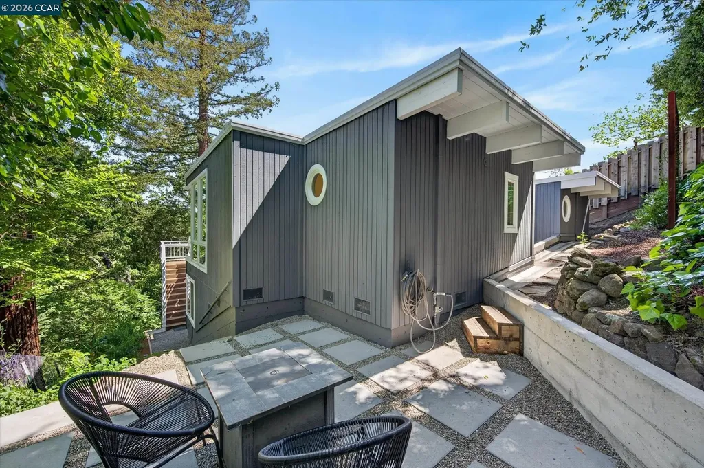 79 California Avenue Orinda CA 94563