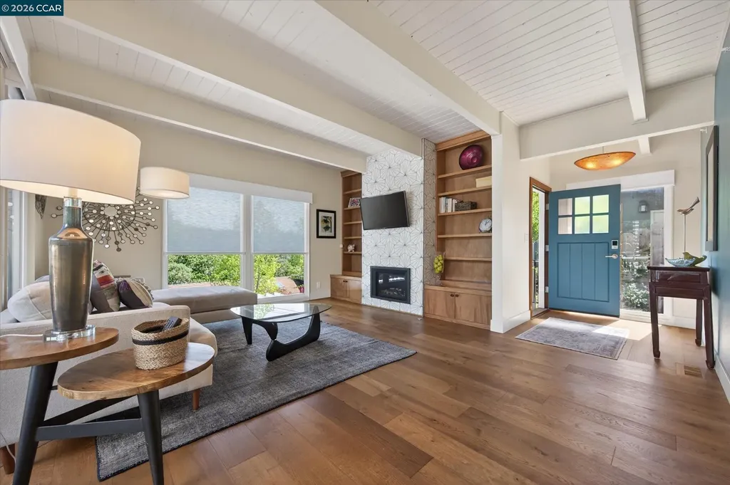 79 California Avenue Orinda CA 94563