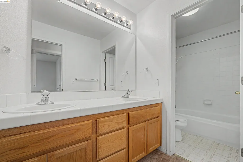 184 Bald Eagle Drive Vacaville CA 95688