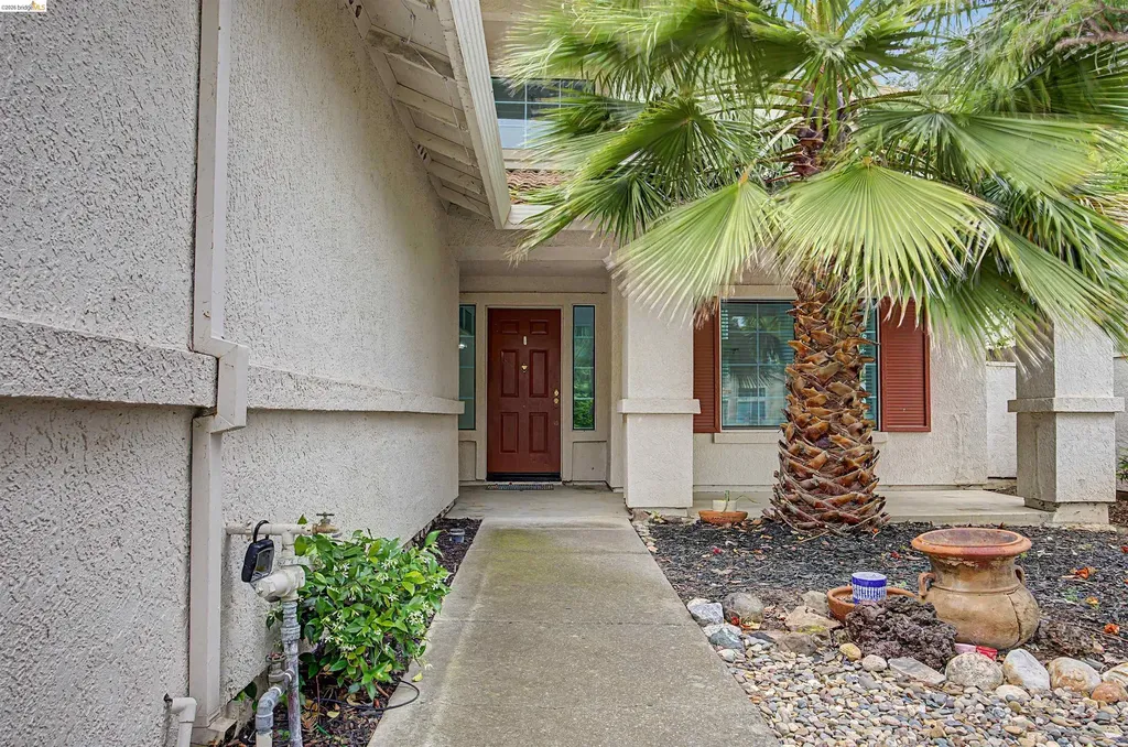 184 Bald Eagle Drive Vacaville CA 95688