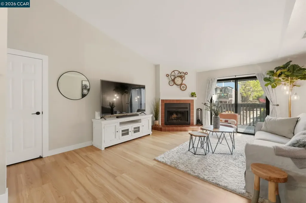1359 Hull Lane Martinez CA 94553