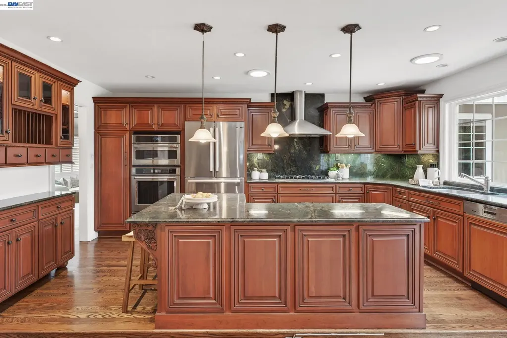 9 Del Oro Court San Ramon CA 94583