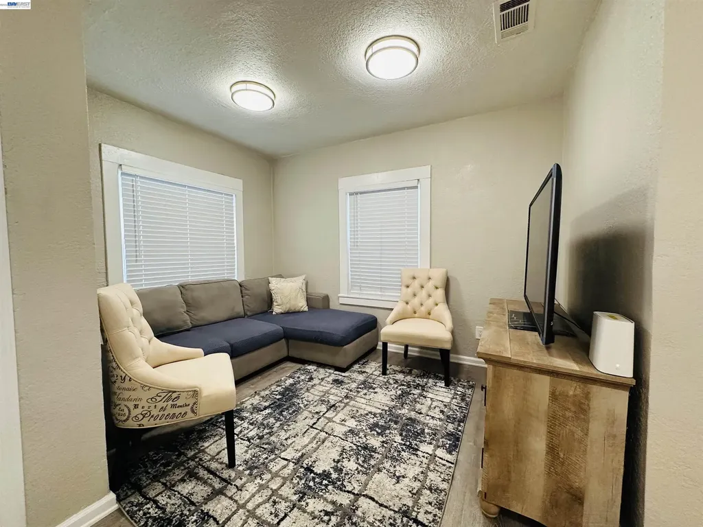 1249 88th Avenue Oakland CA 94621
