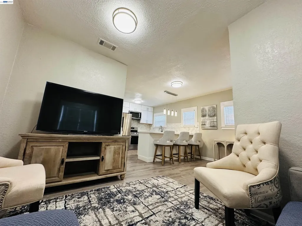 1249 88th Avenue Oakland CA 94621