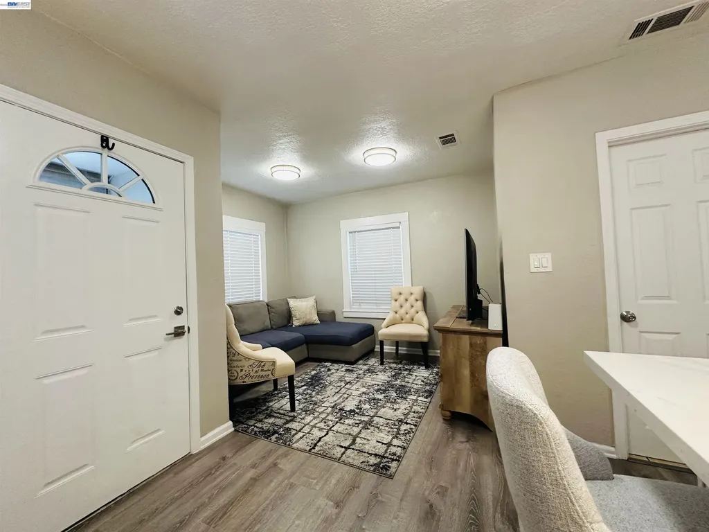 1249 88th Avenue Oakland CA 94621