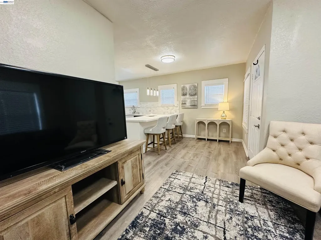 1249 88th Avenue Oakland CA 94621