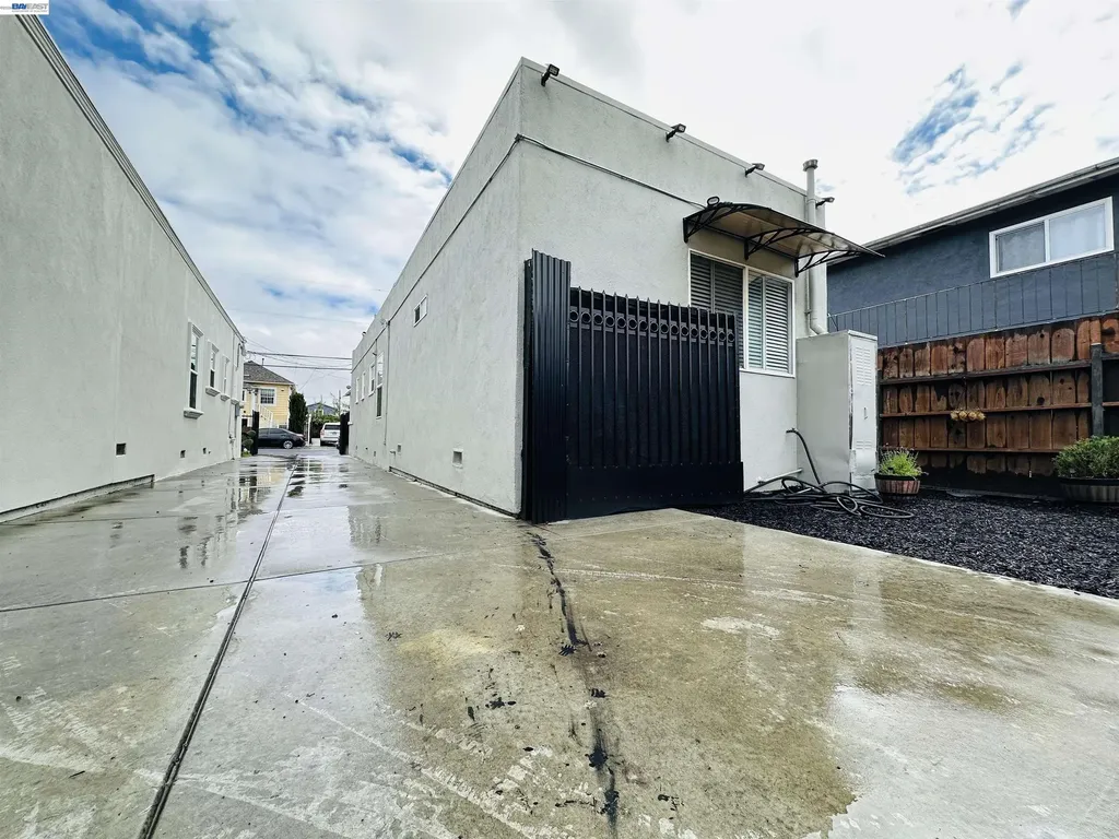 1249 88th Avenue Oakland CA 94621