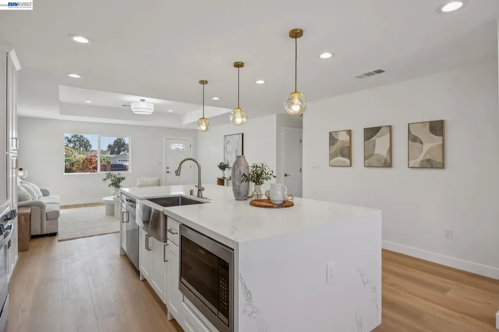 36632 Magnolia Street Newark CA 94560