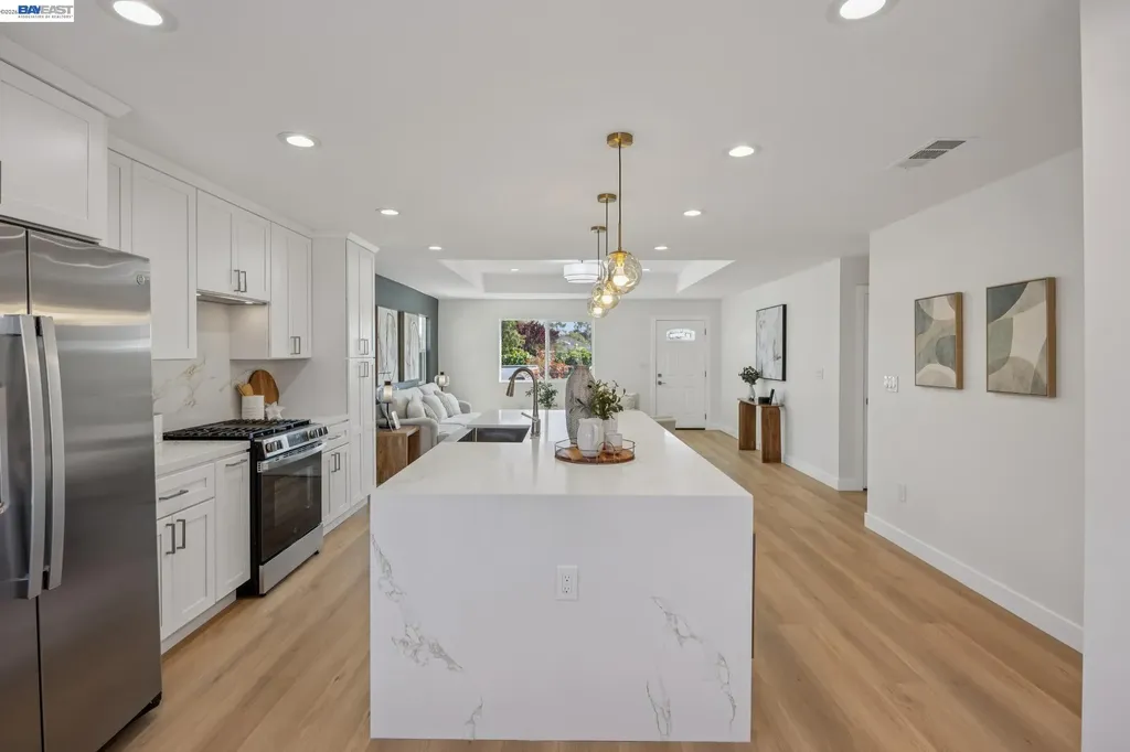 36632 Magnolia Street Newark CA 94560