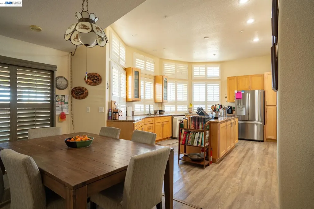 2017 Walnut Boulevard Brentwood CA 94513