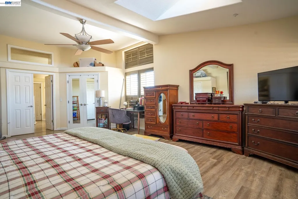 2017 Walnut Boulevard Brentwood CA 94513