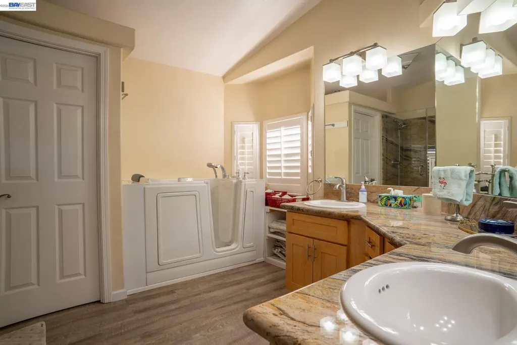 2017 Walnut Boulevard Brentwood CA 94513