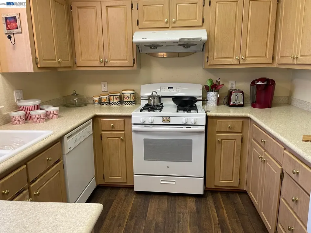 2017 Walnut Boulevard Brentwood CA 94513