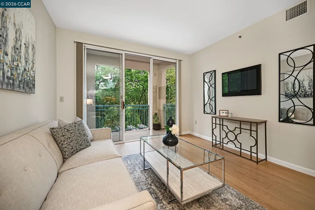1840 Tice Creek Drive Walnut Creek CA 94595