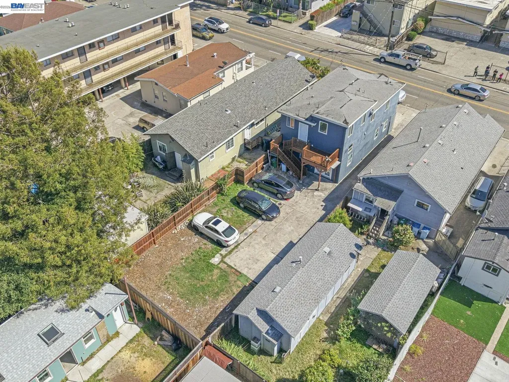 1241-1241B Ashby Avenue Berkeley CA 94702