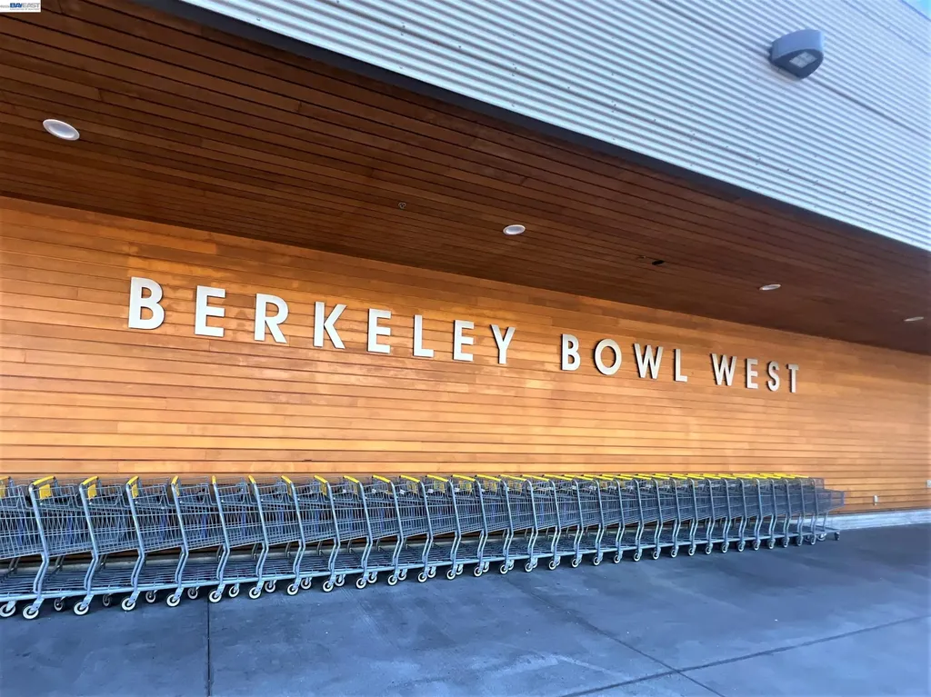 1241-1241B Ashby Avenue Berkeley CA 94702