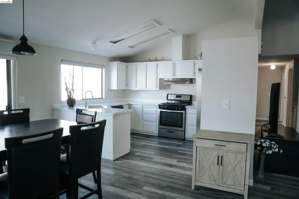 1909 Strasbourg Lane Antioch CA 94509