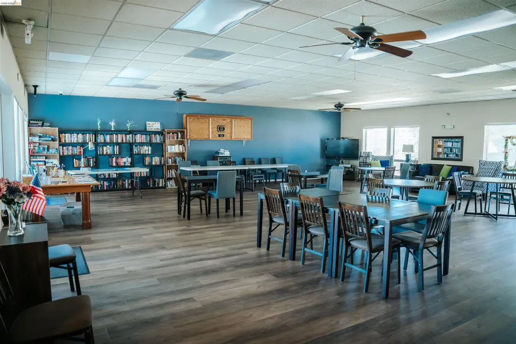 1909 Strasbourg Lane Antioch CA 94509