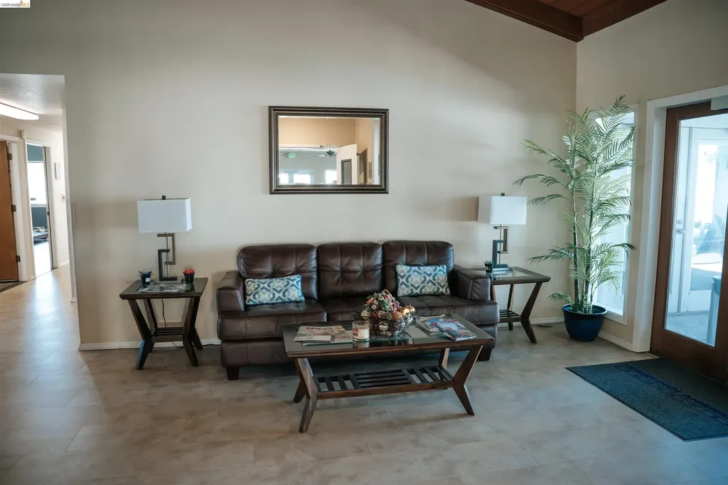 1909 Strasbourg Lane Antioch CA 94509