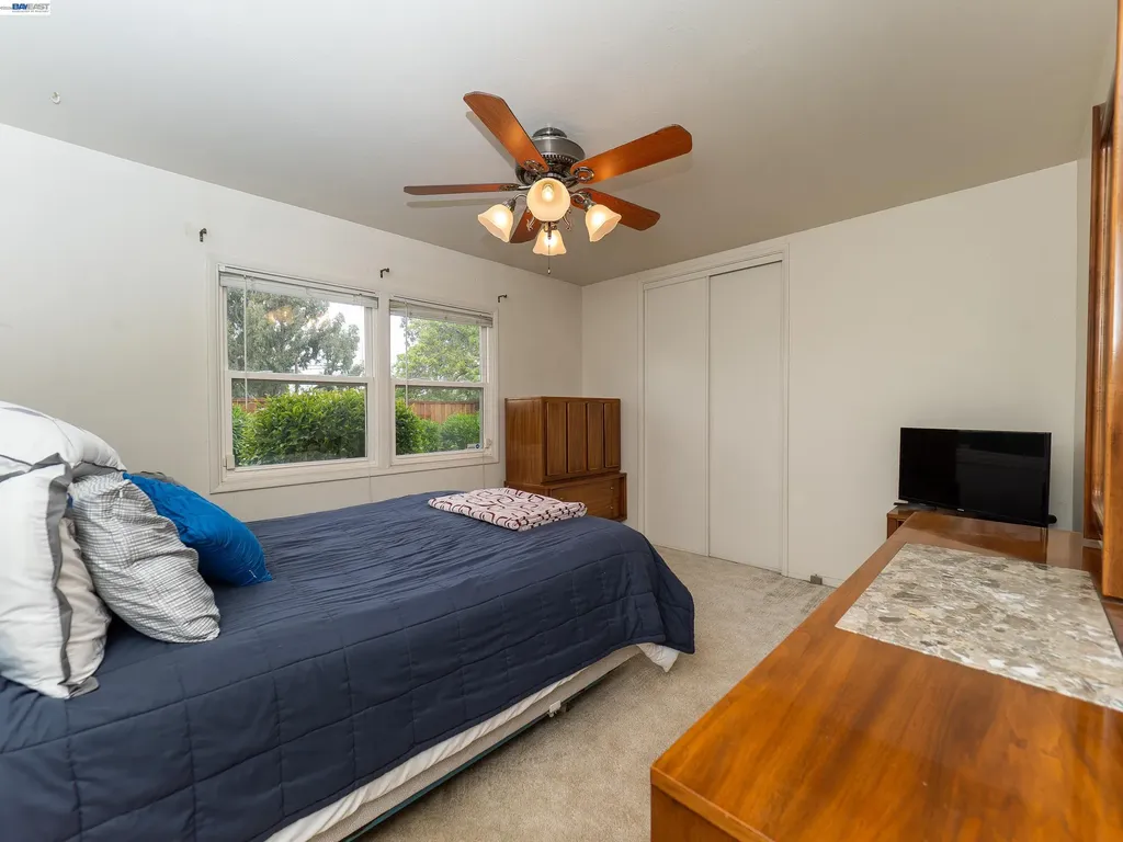 26447 Mocine Avenue Hayward CA 94544