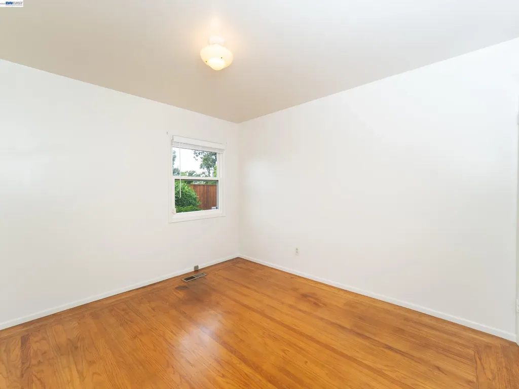 26447 Mocine Avenue Hayward CA 94544