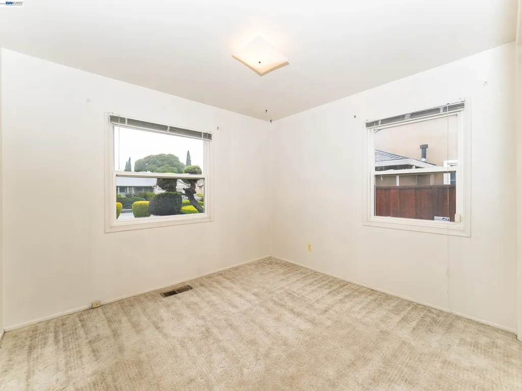 26447 Mocine Avenue Hayward CA 94544
