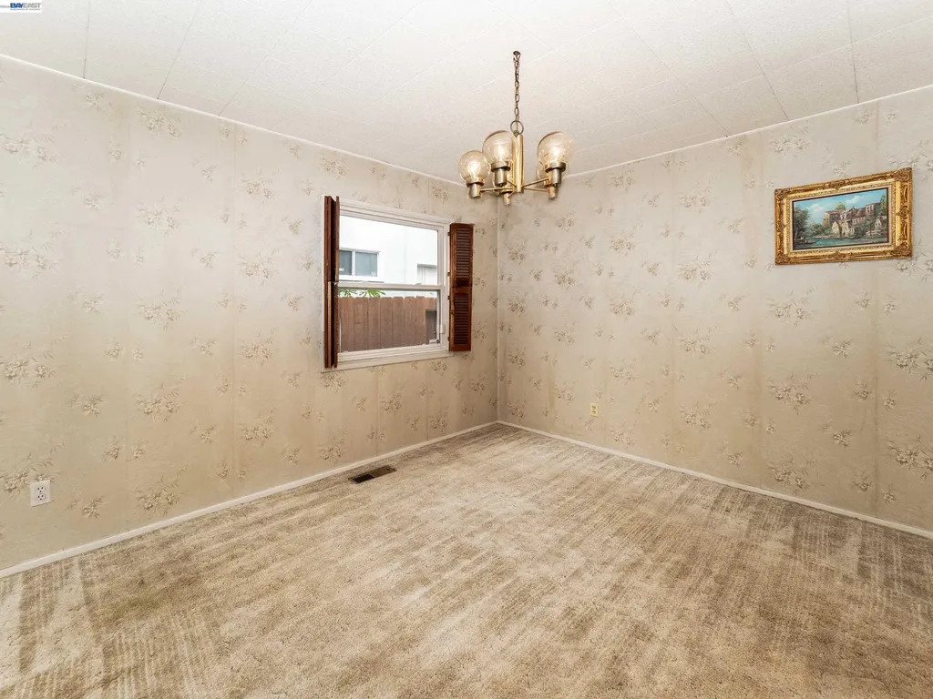 26447 Mocine Avenue Hayward CA 94544
