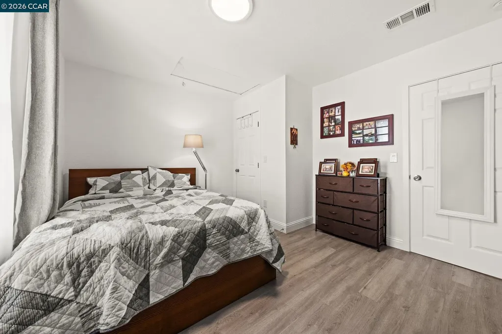 2517 Filbert Street Oakland CA 94607