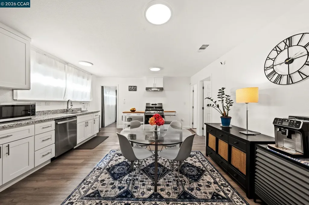 2517 Filbert Street Oakland CA 94607