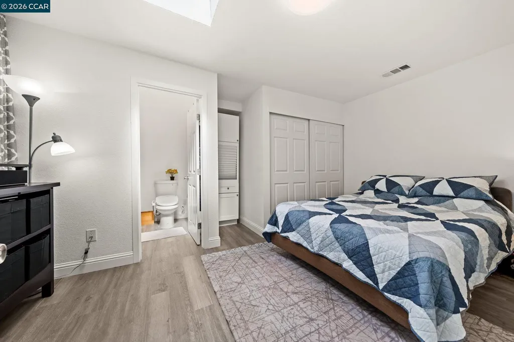 2517 Filbert Street Oakland CA 94607