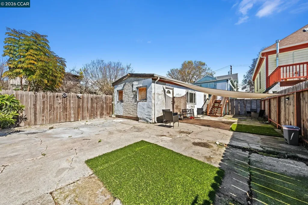 2517 Filbert Street Oakland CA 94607