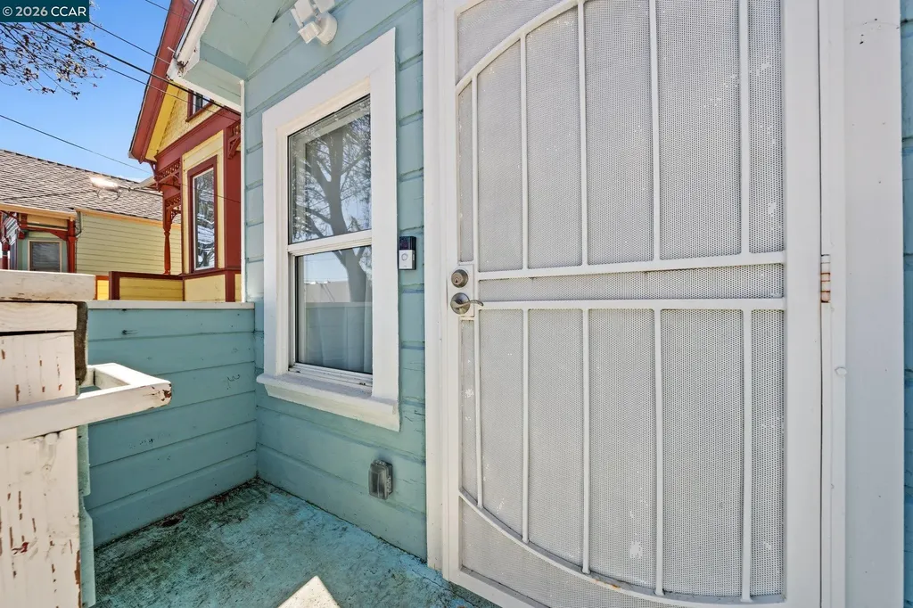2517 Filbert Street Oakland CA 94607