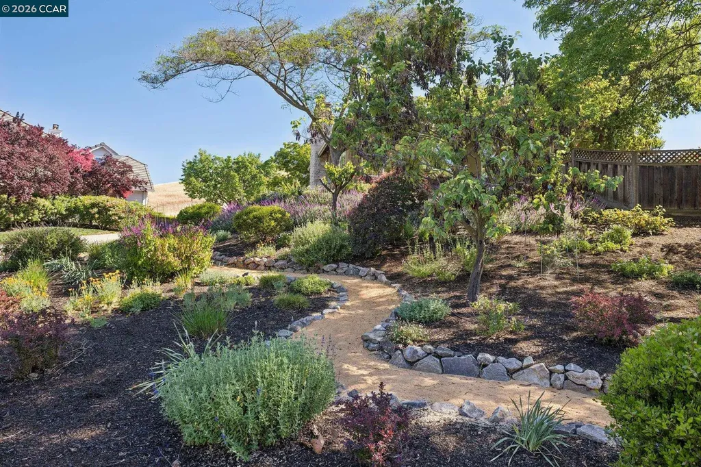 680 Quail Crest Drive Walnut Creek CA 94598