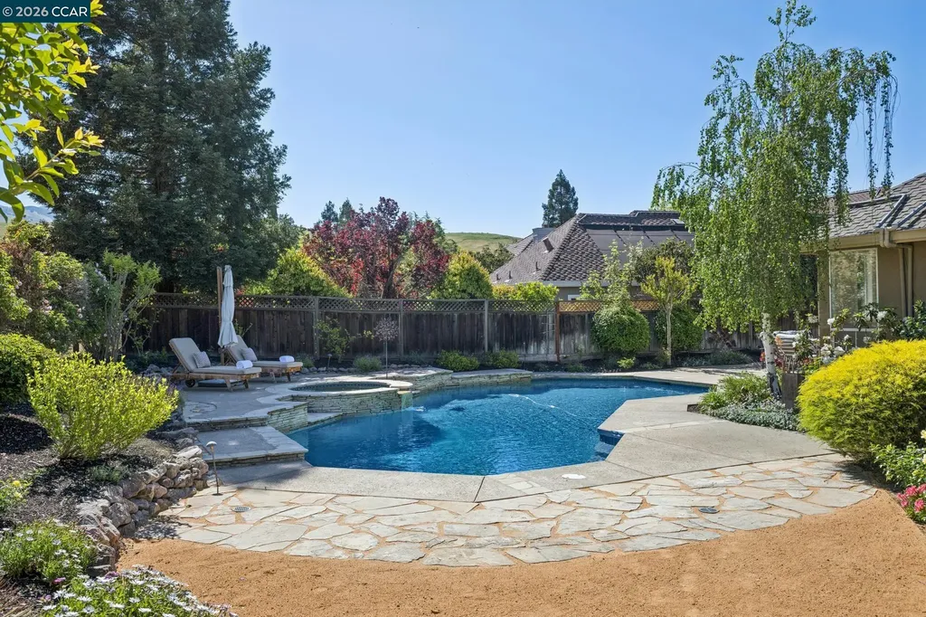 680 Quail Crest Drive Walnut Creek CA 94598