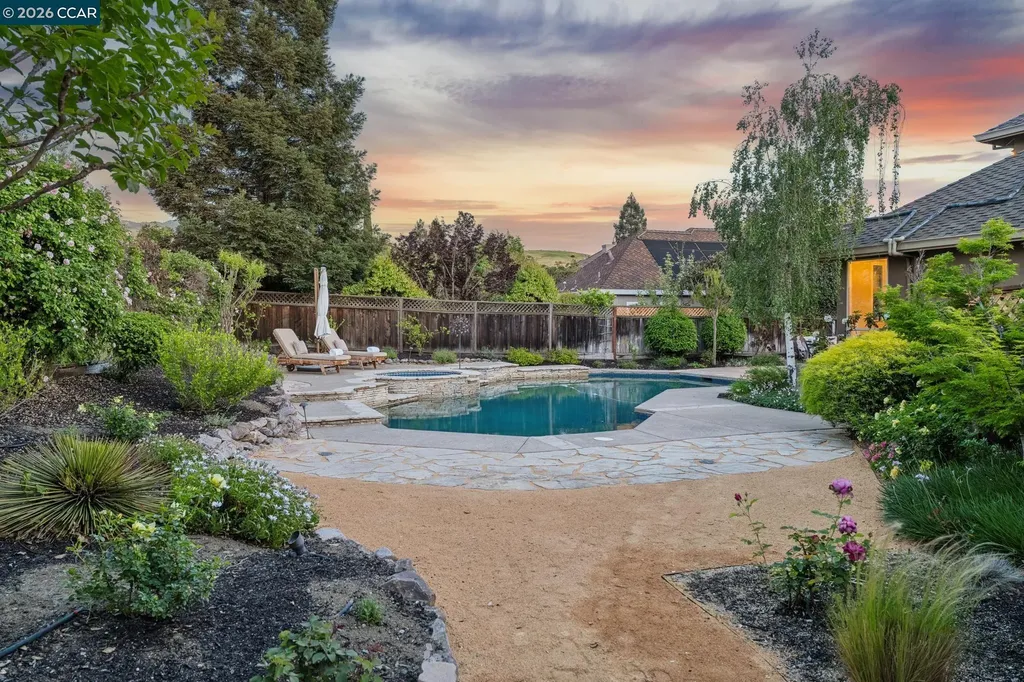 680 Quail Crest Drive Walnut Creek CA 94598