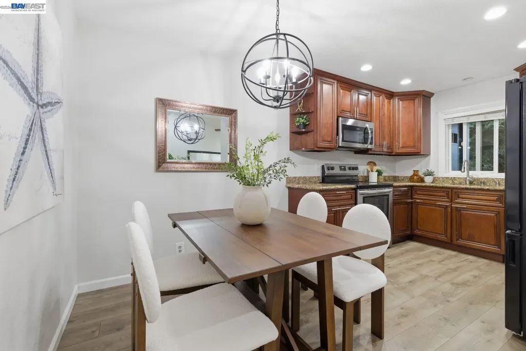 370 Sequim Common Fremont CA 94539