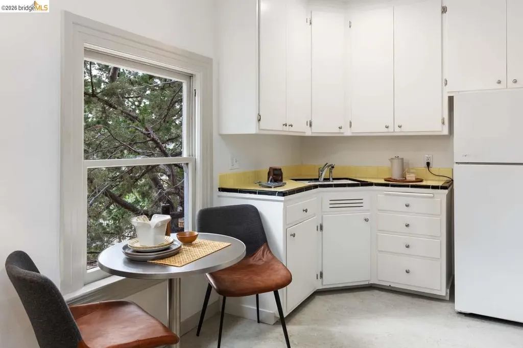 1937 Haste Street Berkeley CA 94704