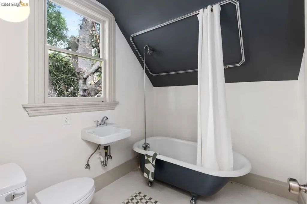 1937 Haste Street Berkeley CA 94704