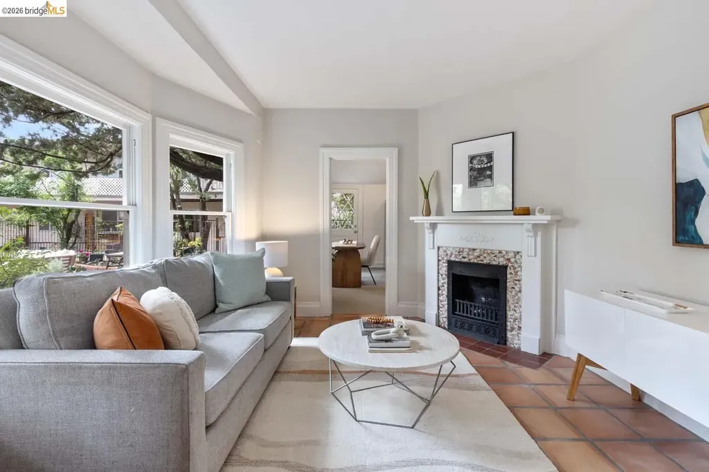 1937 Haste Street Berkeley CA 94704