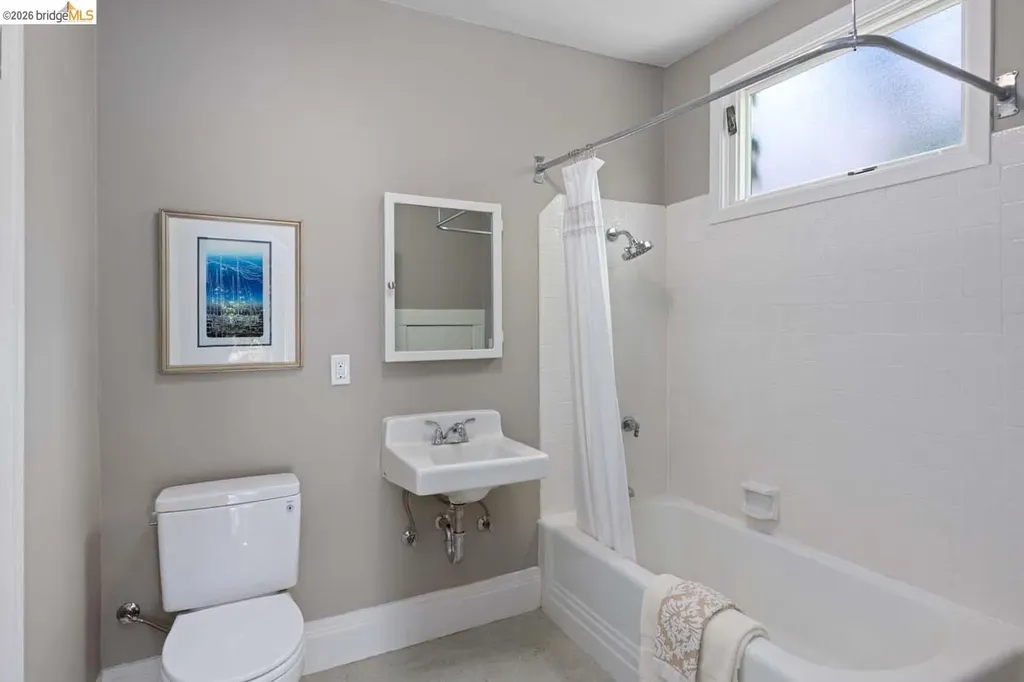 1937 Haste Street Berkeley CA 94704