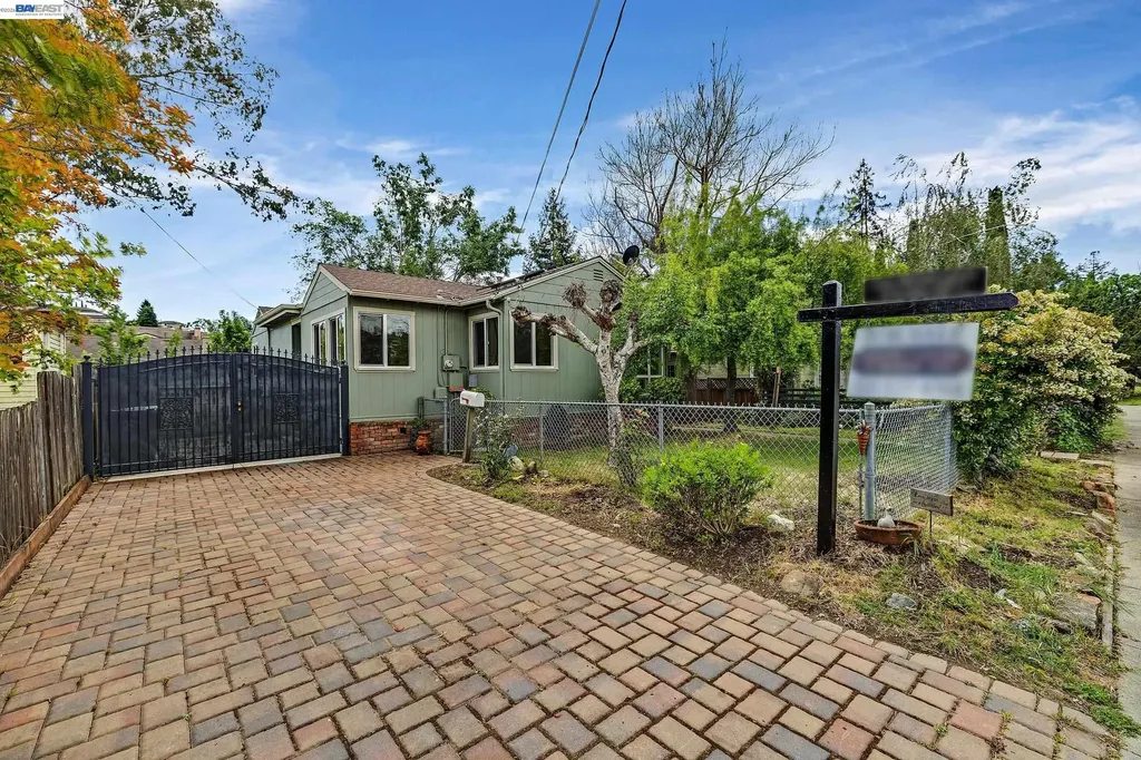 1947 E Street Hayward CA 94541