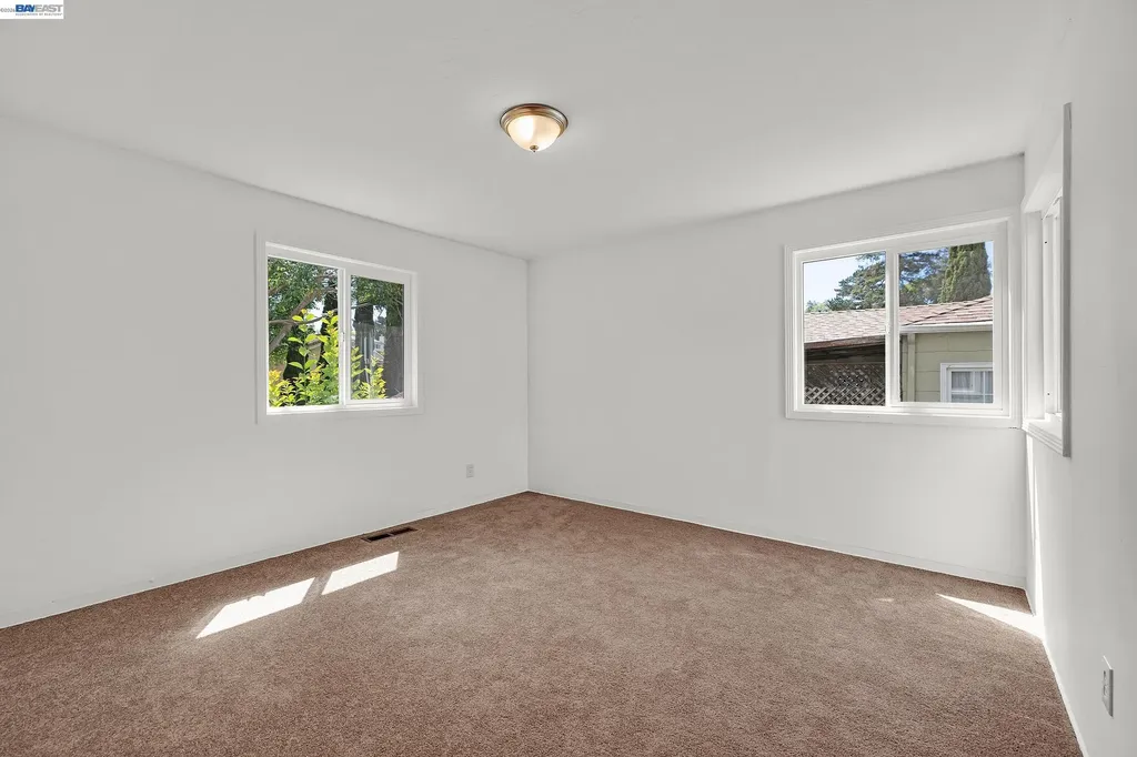 1947 E Street Hayward CA 94541