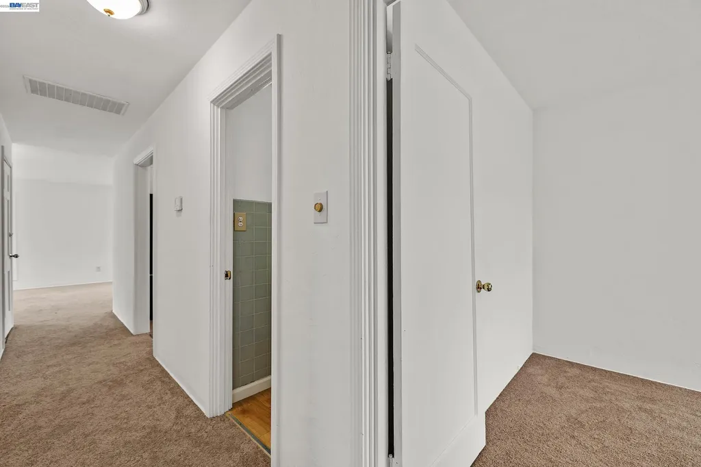 1947 E Street Hayward CA 94541