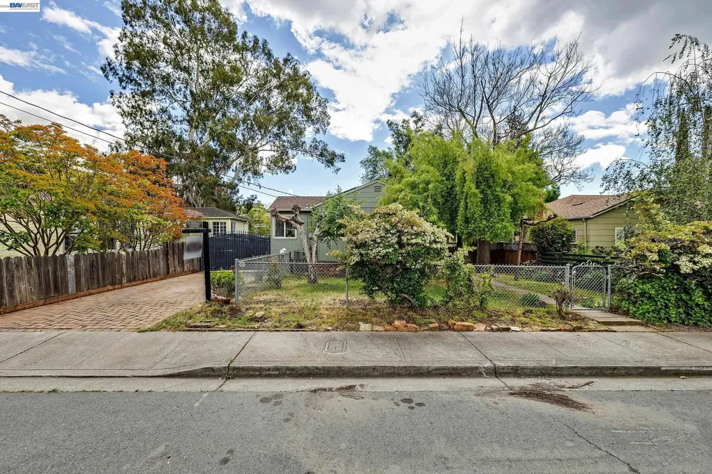 1947 E Street Hayward CA 94541