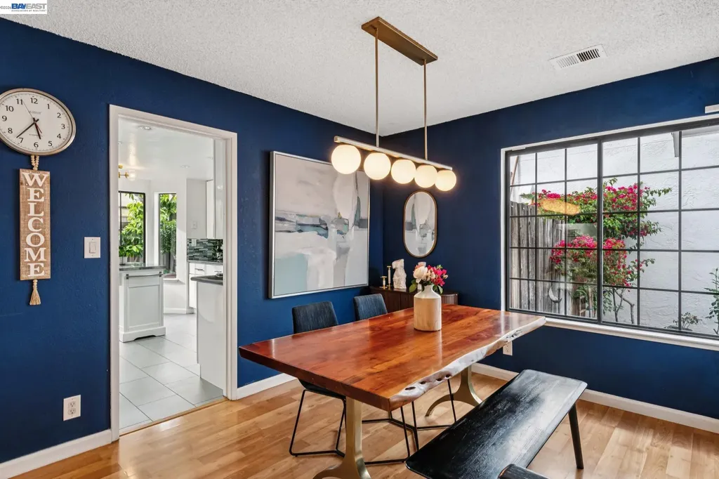 1129 Clarke Lane Alameda CA 94502