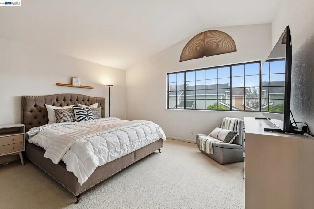1129 Clarke Lane Alameda CA 94502