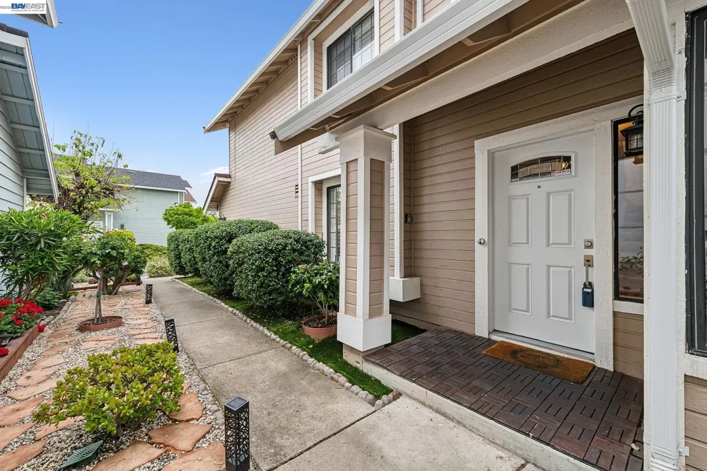 1129 Clarke Lane Alameda CA 94502