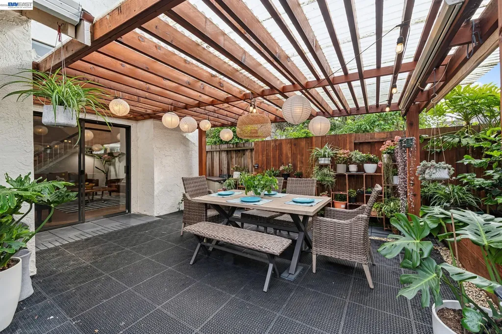 1129 Clarke Lane Alameda CA 94502