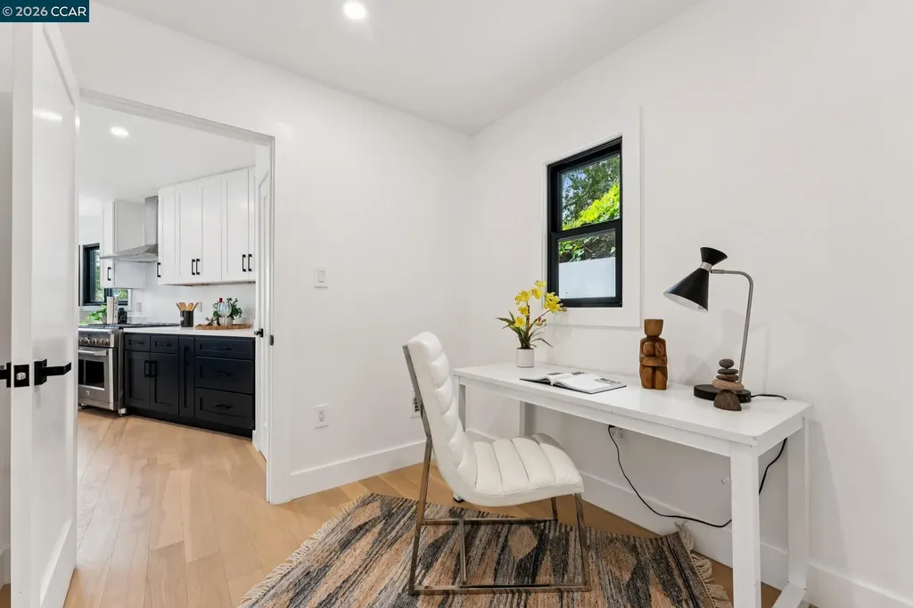 2090 Wrenn Oakland CA 94602